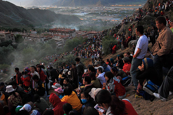 Shoton Festival Tibetan Prayers